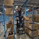 Carrinho de Picking Industrial com Escada Acoplada e Freio Automático – CPE 300 ABelt® - Imagem 2