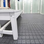 Estrado piso plástico flexível modular antiderrapante 24x24cm cor cinza - Imagem 4
